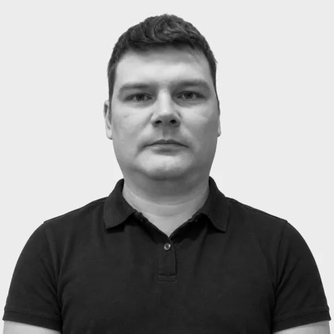 Denis, Project Manager